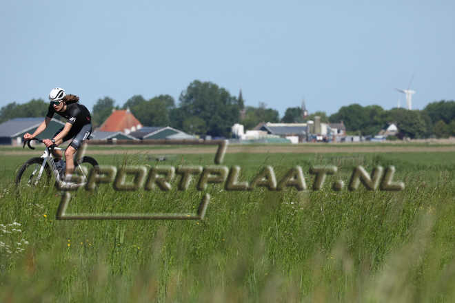 F02713.jpg